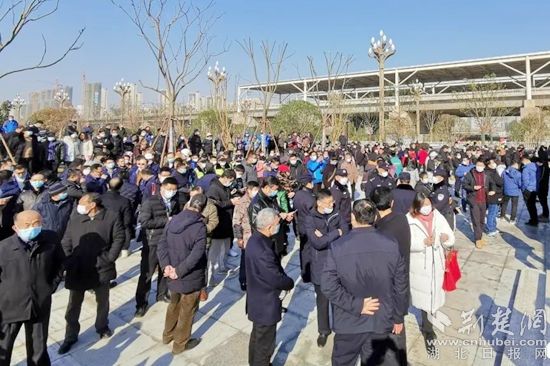 地鐵開通當(dāng)日。_副本.jpg.jpg